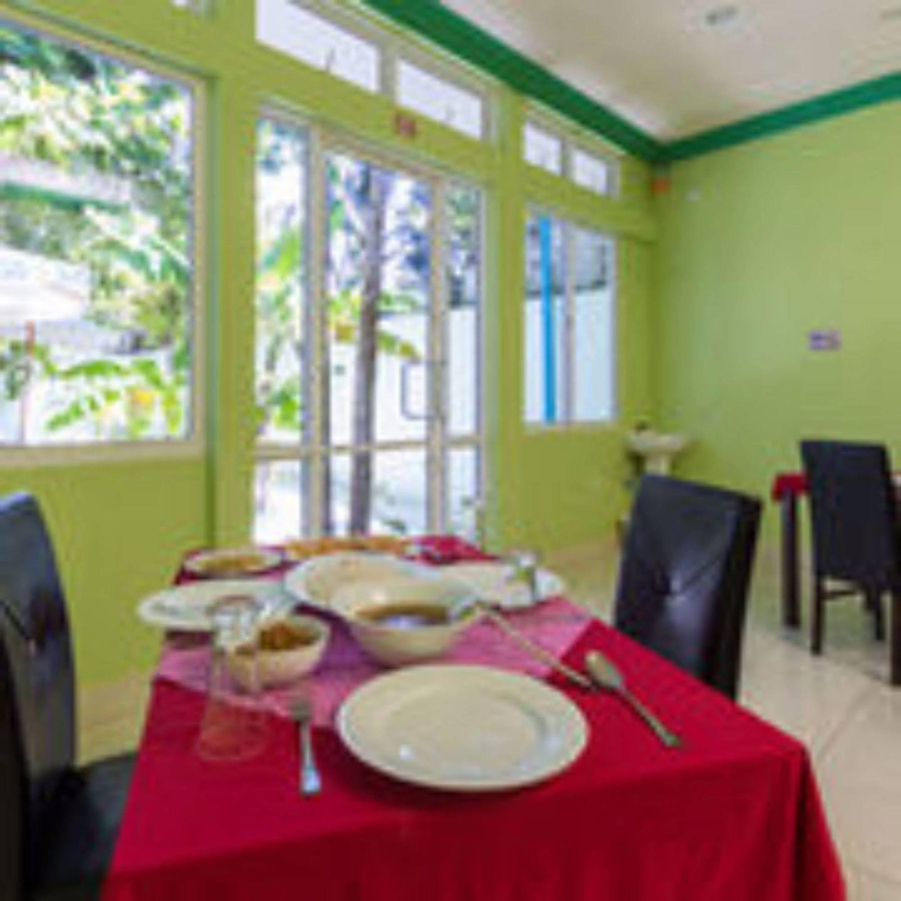 Feridhoo Inn Dış mekan fotoğraf